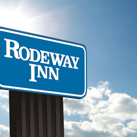 Rodeway Inn Windsor Mill Ngoại thất bức ảnh